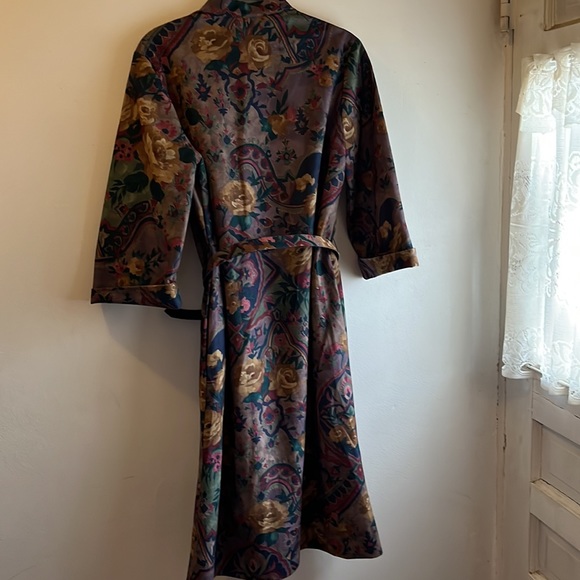 Vintage Margaret Smith floral dress with self-belt size 8 - Picture 2 of 4